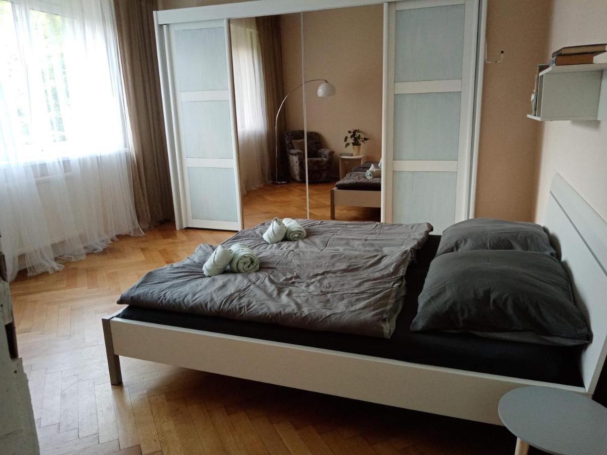 Apartman Xxl Jachymov Luaran gambar